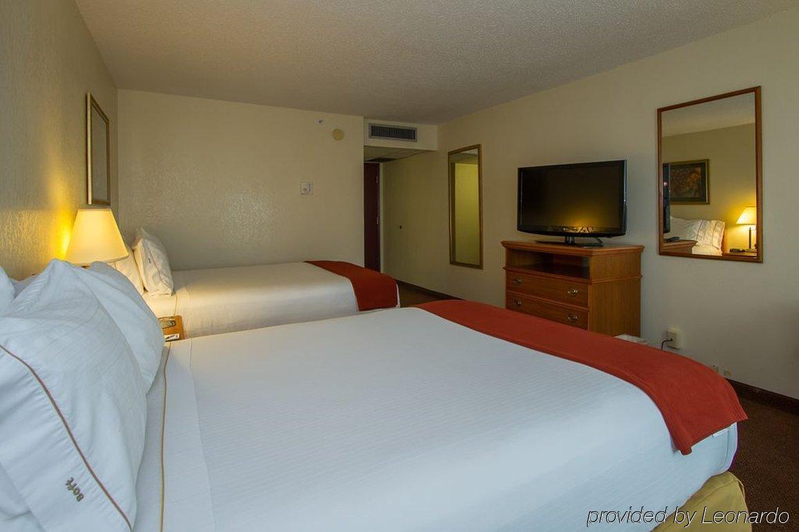 Holiday Inn Express El Paso-Central, An Ihg Hotel Exterior photo